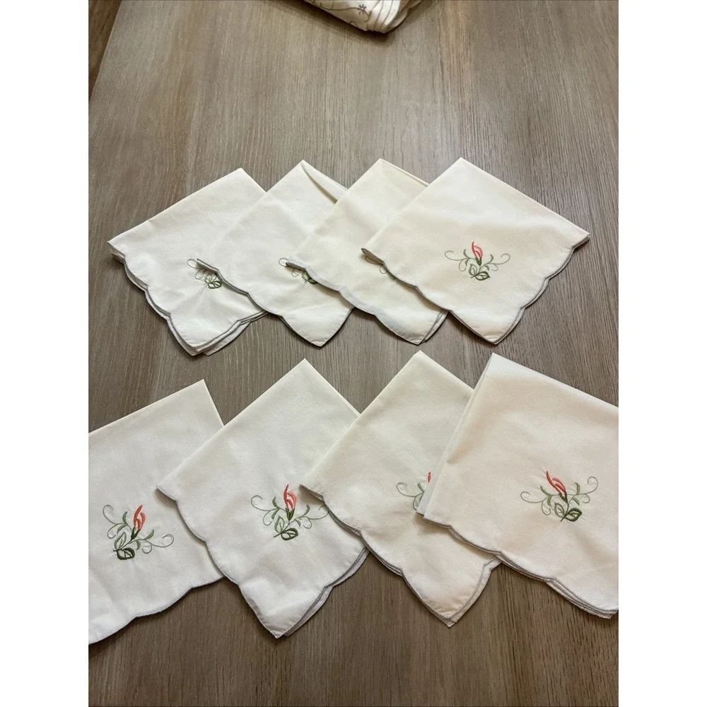 VTG Embroidered Tablecloth & 8 Napkins Cream  Cotton 64x80